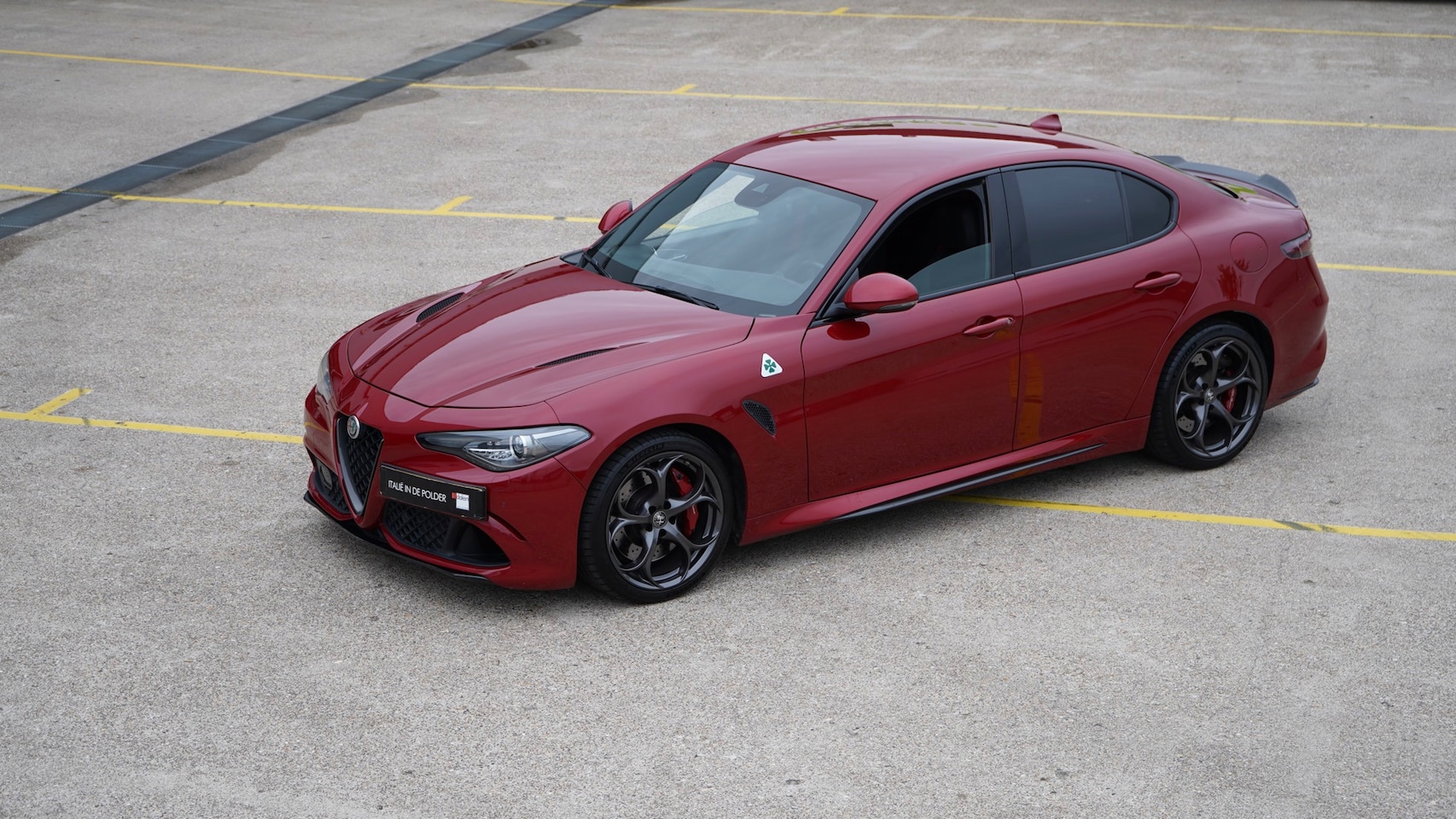 Alfa Romeo Giulia - 2.9 V6 Quadrifoglio 2.9 V6 Quadrifoglio - AutoWereld.nl