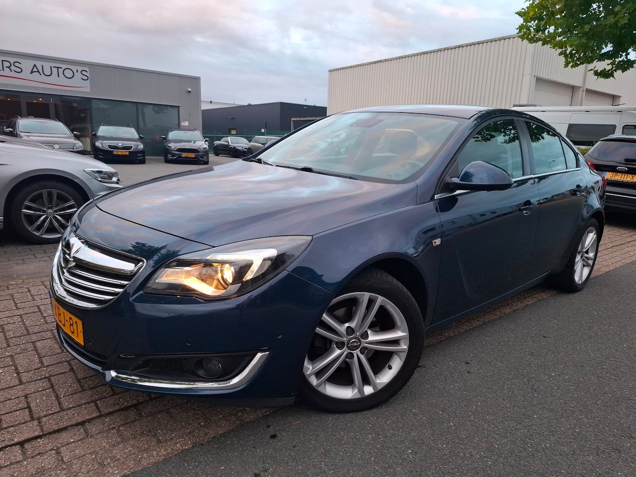 Opel Insignia - 1.4 T EcoFLEX Edition CLIMA/CRUISE/NAVI/CAMERA! - AutoWereld.nl