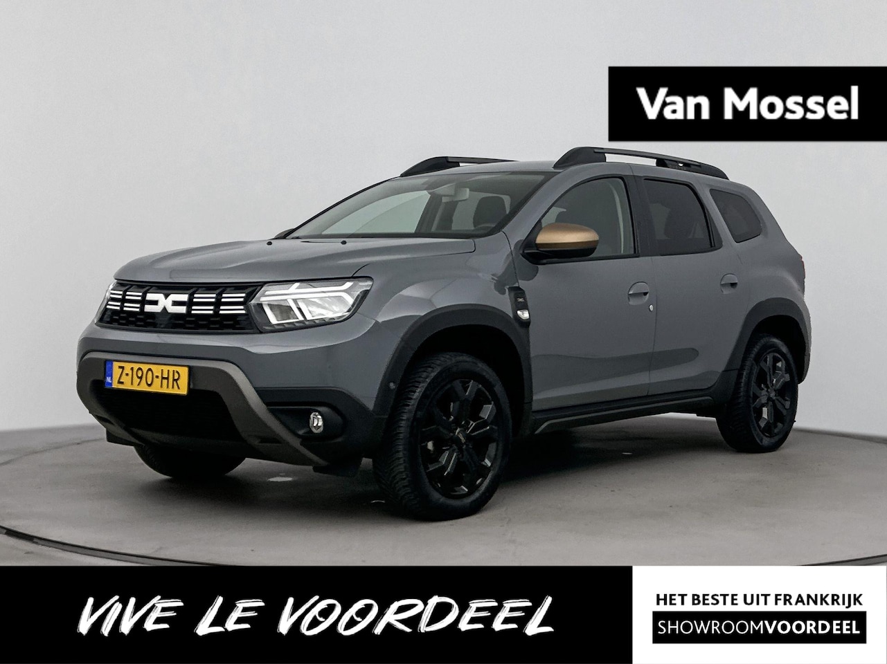 Dacia Duster - 1.0 TCe ECO-G Extreme 100PK | Trekhaak | Navigatie | Zwarte Lichtmetalen Velgen | All Seas - AutoWereld.nl