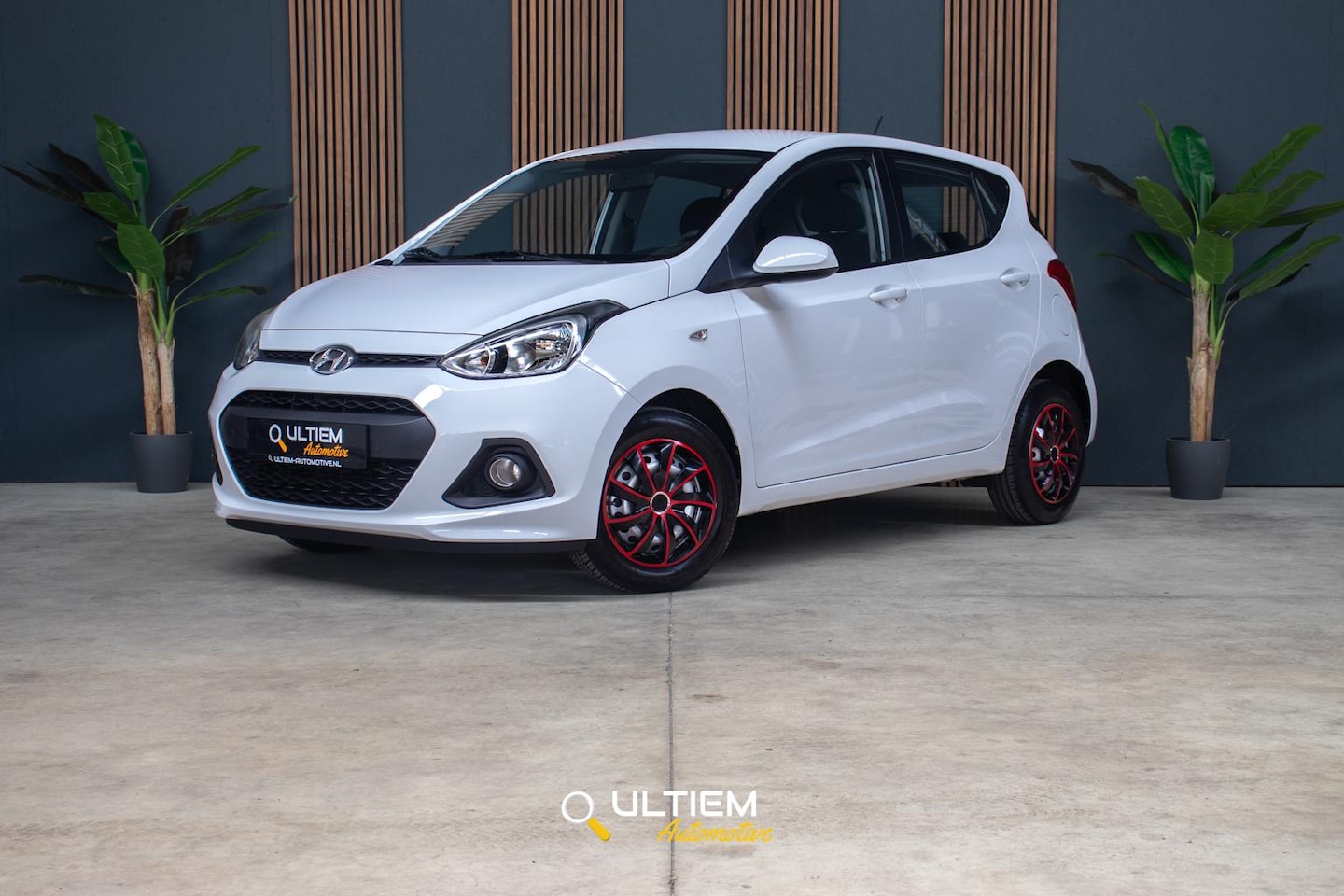 Hyundai i10 - 1.0i i-Motion | Cruise, Airco, Lage KM - AutoWereld.nl