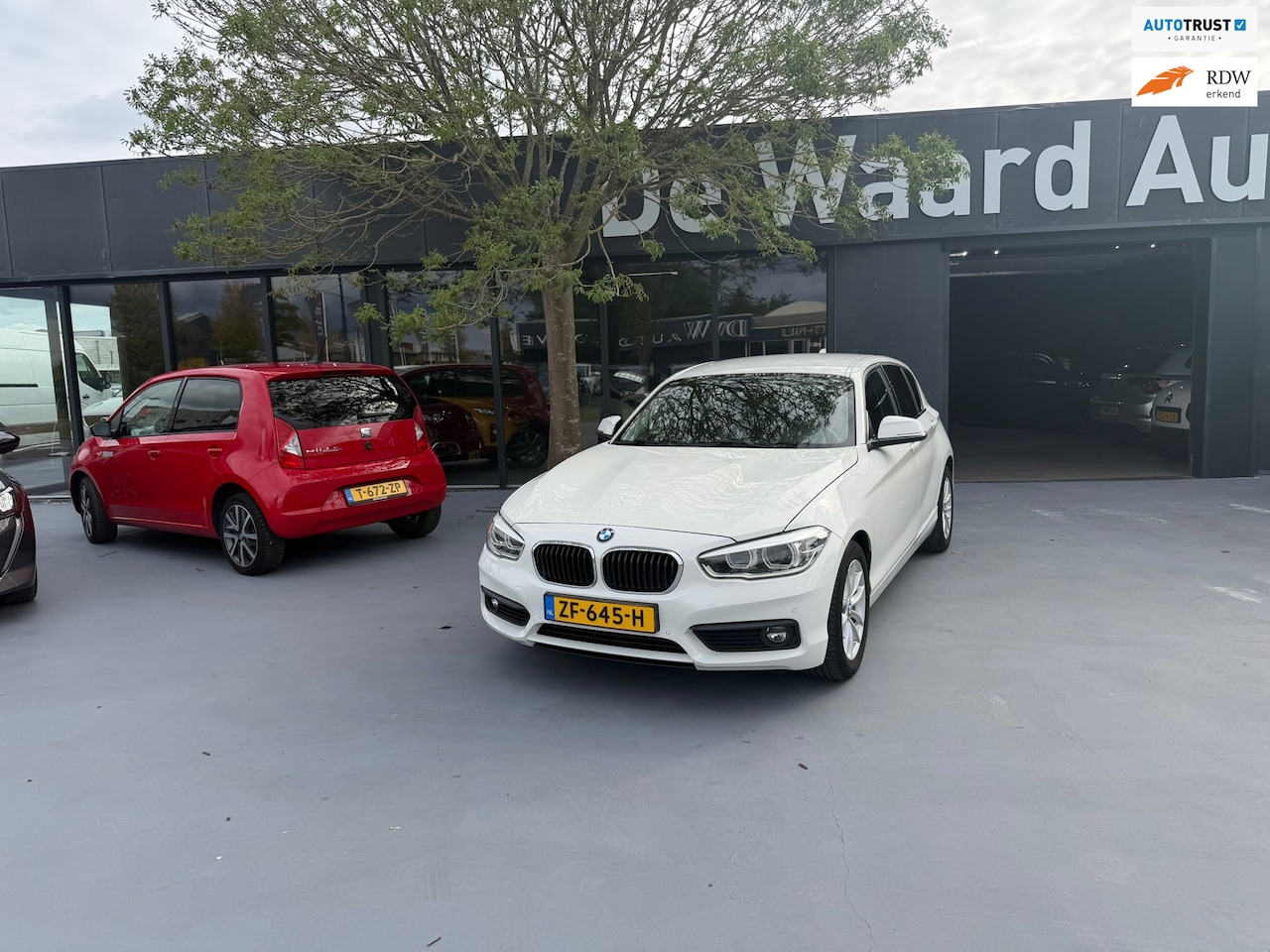 BMW 1-serie - 118i Centennial High Executive/ airco/cruise/PDC voor en achter/12 maanden garantie - AutoWereld.nl