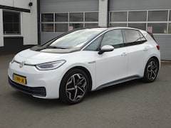 Volkswagen ID.3 - First Plus 58 kWh Automatische airco, navigatie, achteruitrijcamera, licht metalen velgen,