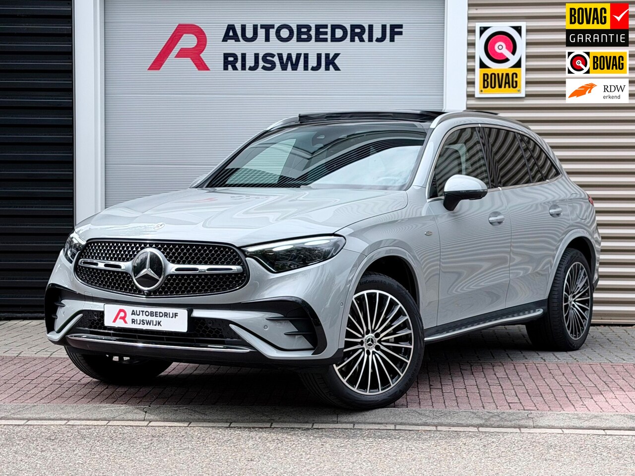 Mercedes-Benz GLC-klasse - 300e 4MATIC AMG Pano/Memory/360 - AutoWereld.nl