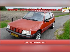 Peugeot 205 - 1.1i XE Accent, Lmv's, Sportdemper, 1e EIGENAAR