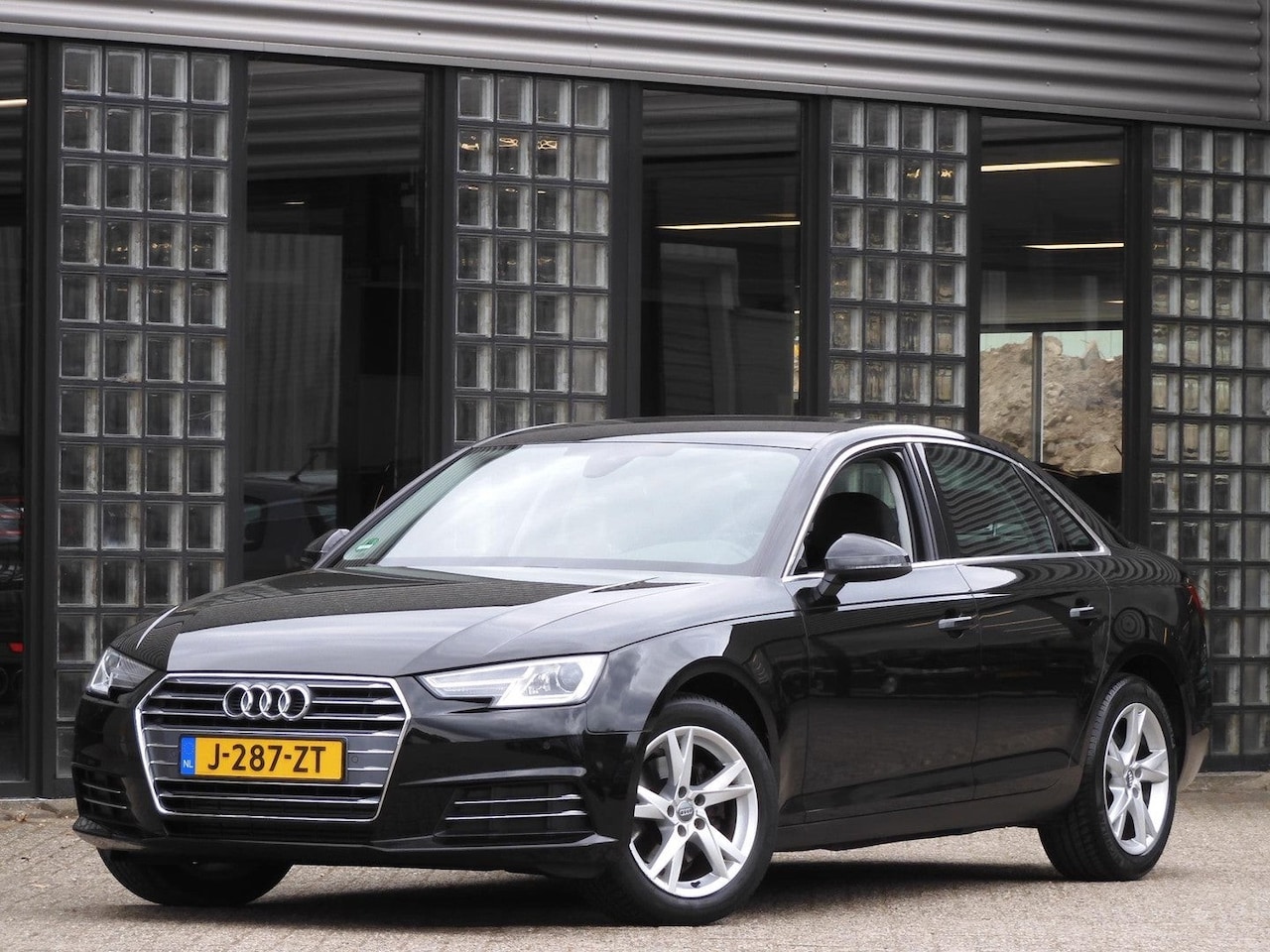 Audi A4 Limousine - 2.0 TFS ultra Sport Pro Line S Sport - AutoWereld.nl