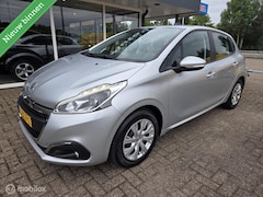 Peugeot 208 - 1.2 PureTech Blue Lion Navi Airco Cruise PDC