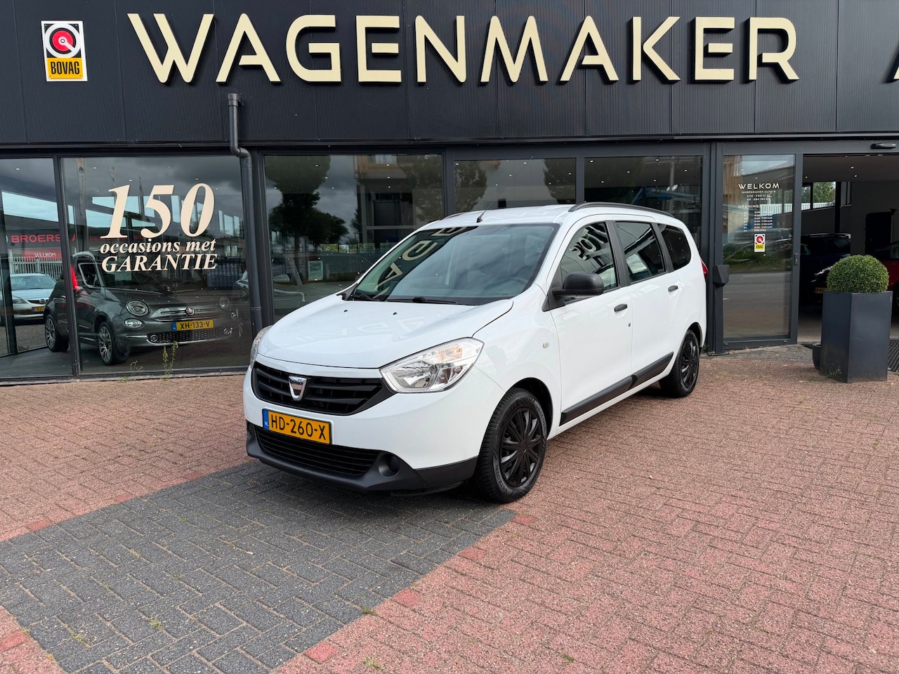 Dacia Lodgy - 1.2 TCe Stepway 7p. Cruise|Dealer onderhouden - AutoWereld.nl