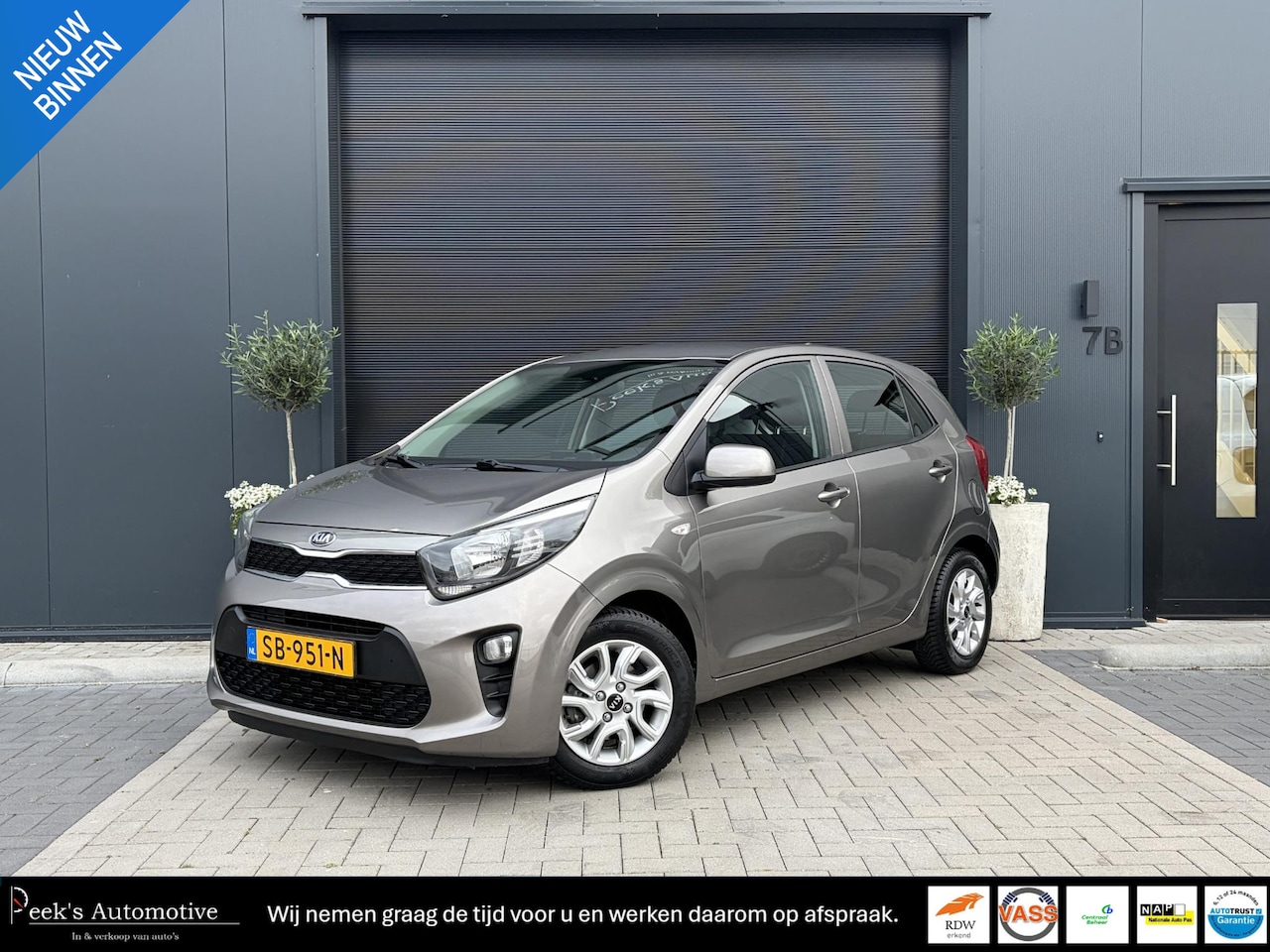 Kia Picanto - 1.0 CVVT ComfortPlusLine Navigator | Airco | Apple CarPlay | Android Auto | Achteruitrijca - AutoWereld.nl