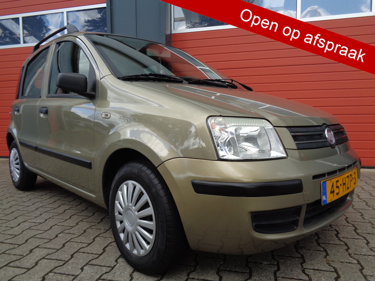Fiat Panda - 1.2 Edizione Cool Airco Hoge-Instap/Zit Trekhaak 101DKm NAP NL-Auto - AutoWereld.nl