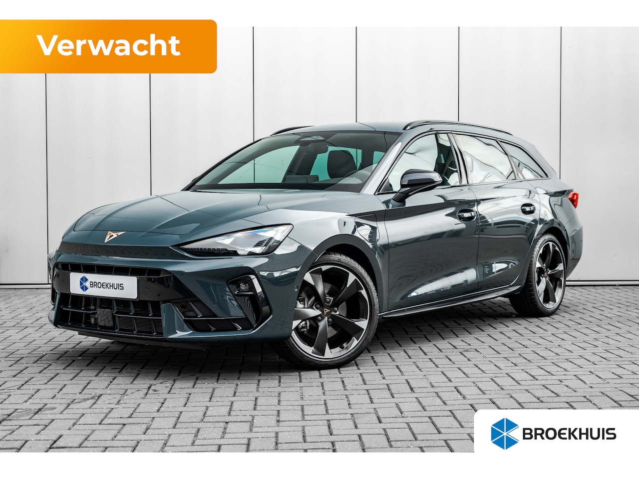 CUPRA Leon Sportstourer - Business | Achteruitrijcamera | Digitaal instrumentenpaneel (Virtual Cockpit) | Draadloze - AutoWereld.nl