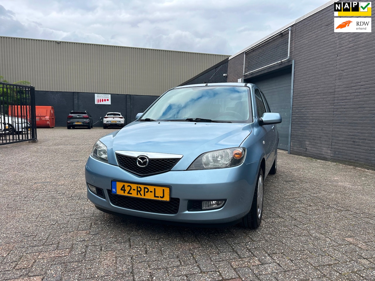 Mazda 2 - 1.4 Touring Airco Elek. Pakket Trekhaak APK NAP. - AutoWereld.nl