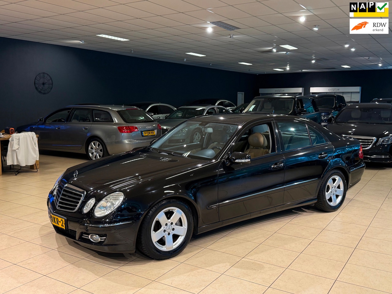 Mercedes-Benz E-klasse - E280 CDI/Sport-pakket/F1/Trekhaak/Orig-NL/Leder/Xenon - AutoWereld.nl