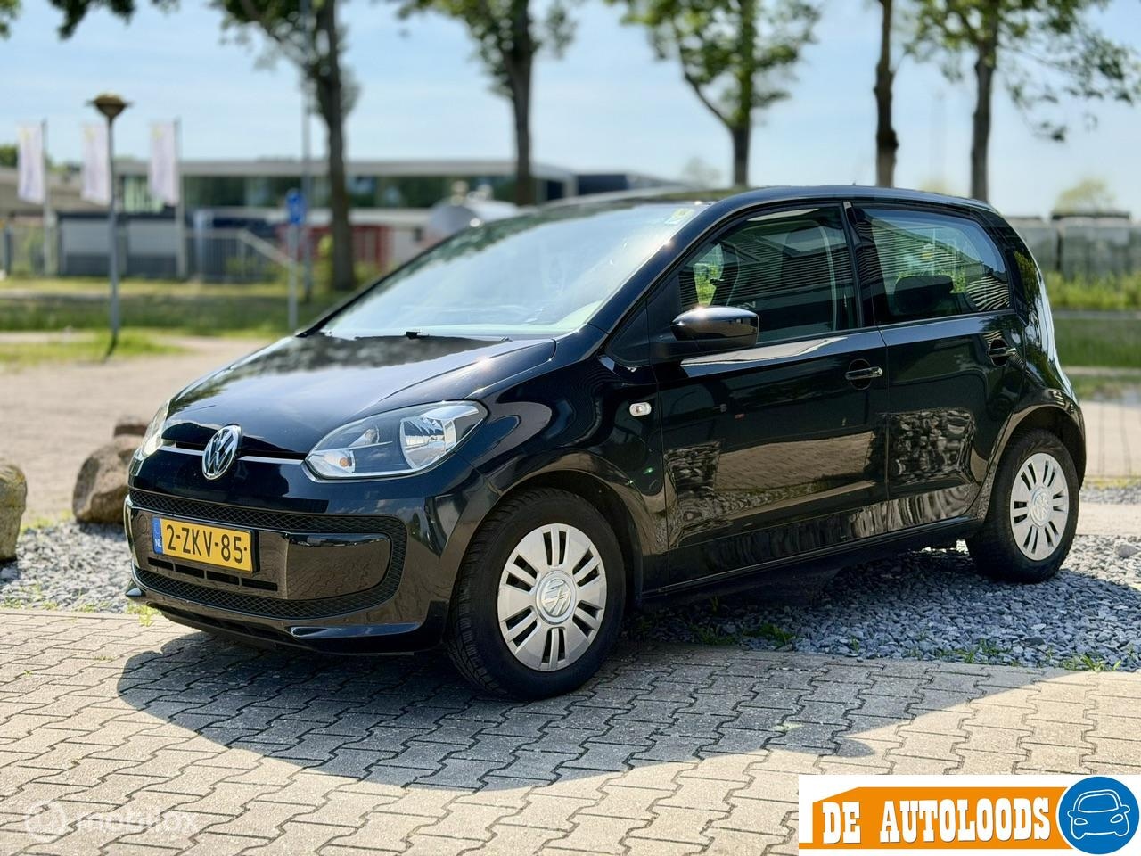 Volkswagen Up! - 1.0 Move up! | BlueMotion | Navi | Bluetooth - AutoWereld.nl
