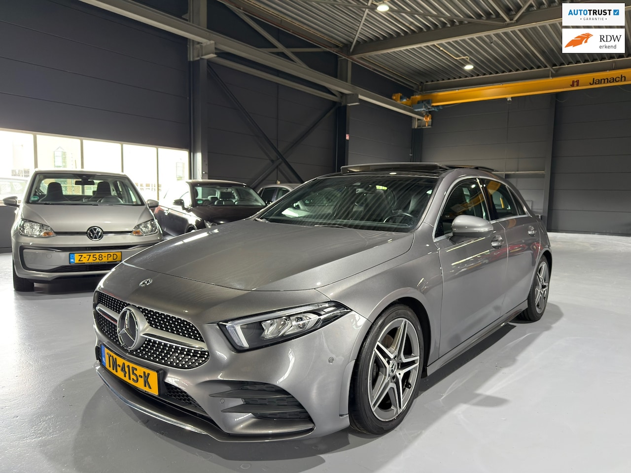 Mercedes-Benz A-klasse - 200 Business Solution AMG Pano|Automaat - AutoWereld.nl