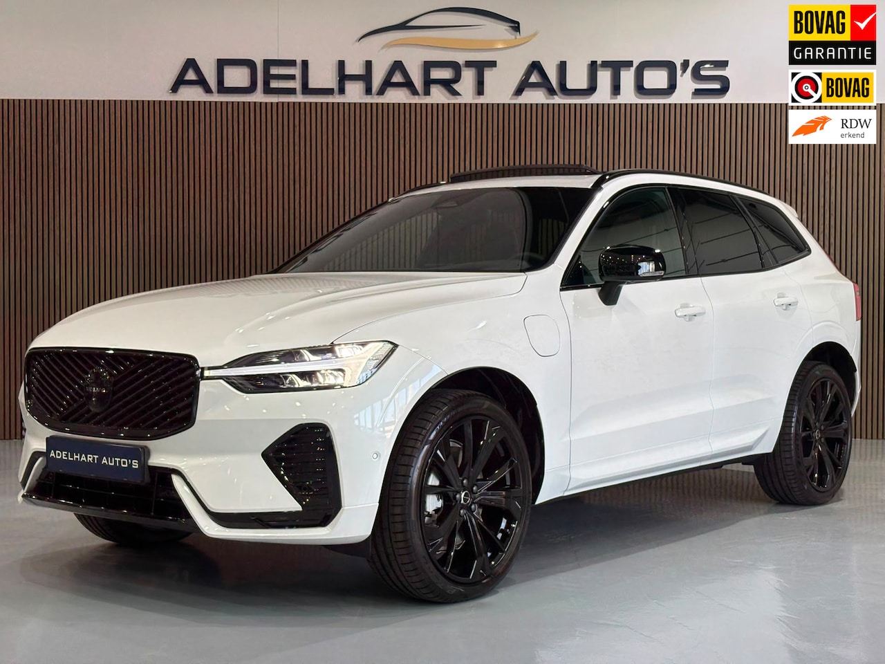 Volvo XC60 - 2.0 T8 Plug-in hybrid AWD Ultra Black Edition 455 PK Nieuw Model / Full option / Harman Ka - AutoWereld.nl