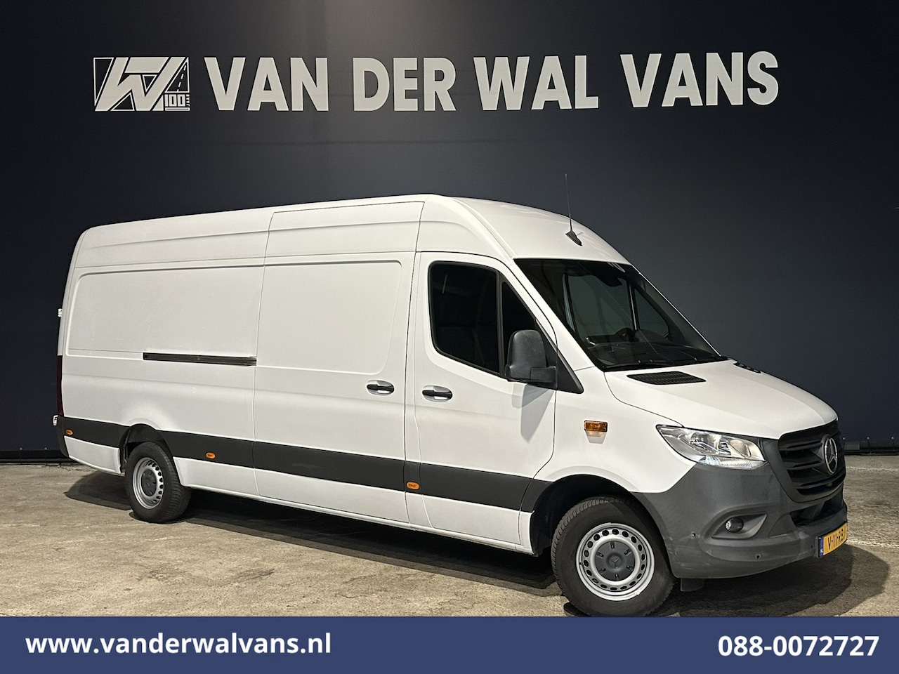 Mercedes-Benz Sprinter - 317 CDI 170pk L3H2 Euro6 Airco | 360 graden Camera | Navigatie | Apple Carplay | Cruisecon - AutoWereld.nl