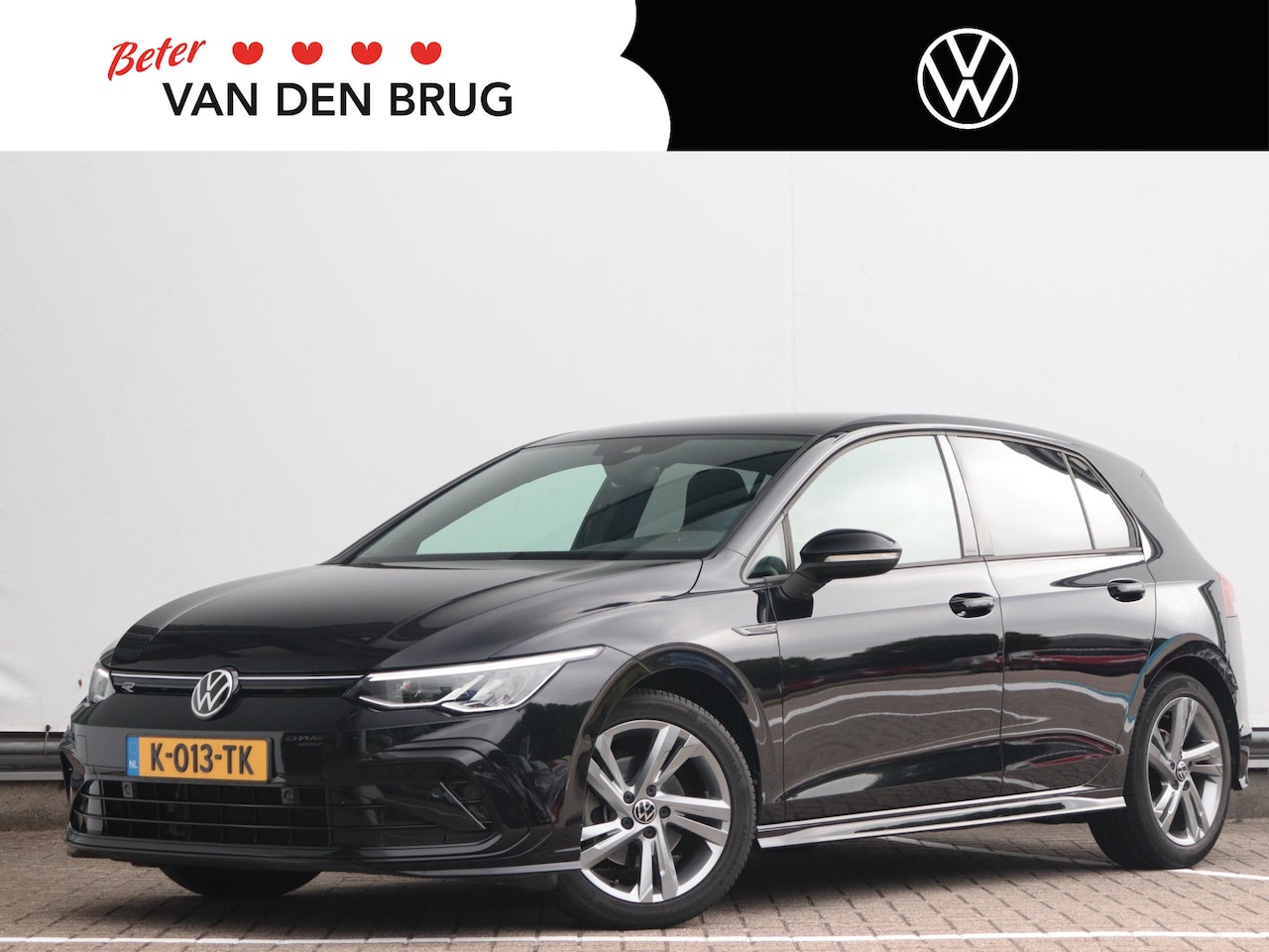 Volkswagen Golf - 1.5 TSI R-Line | Trekhaak afneembaar | Side Assist | App Connect | Stuur & Stoelverwarming - AutoWereld.nl
