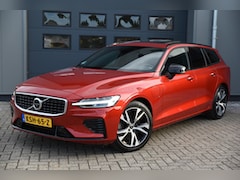 Volvo V60 - 2.0 T6 Twin Engine AWD R-Design PANO - TREKHAAK - HEAD UP
