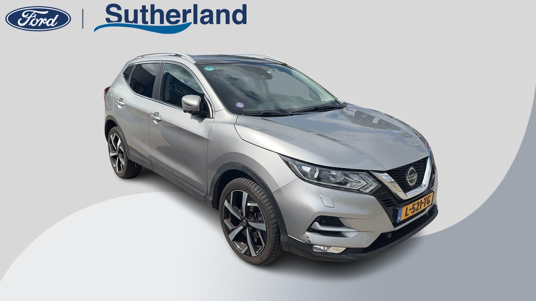 Nissan Qashqai - 1.3 DIG-T N-Motion 159pk | Trekhaak | 1.500kg trekgewicht | Panoramadak | Stoelverwarming - AutoWereld.nl