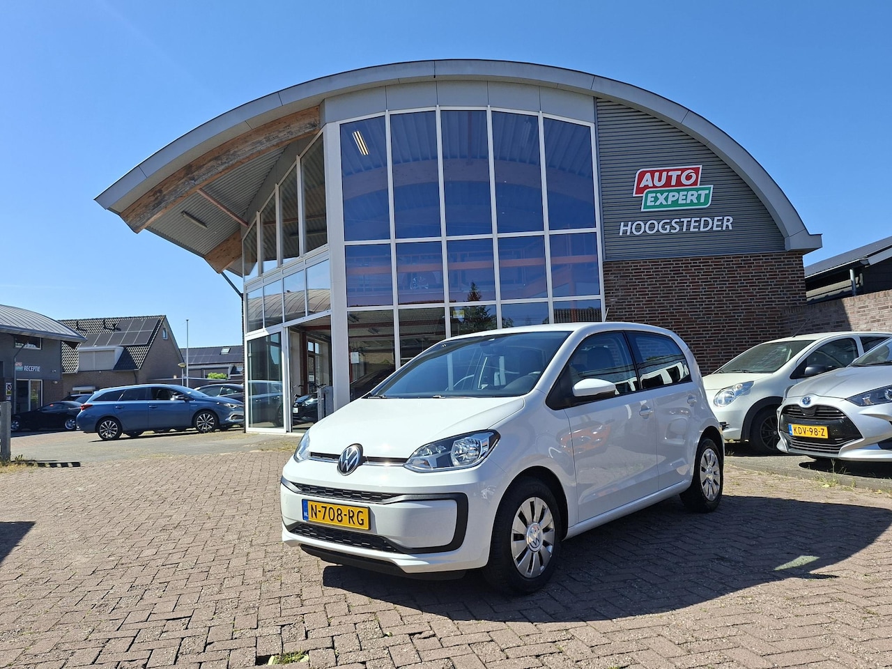 Volkswagen Up! - 1.0 Airco|bluetooth|elektrische ramen - AutoWereld.nl