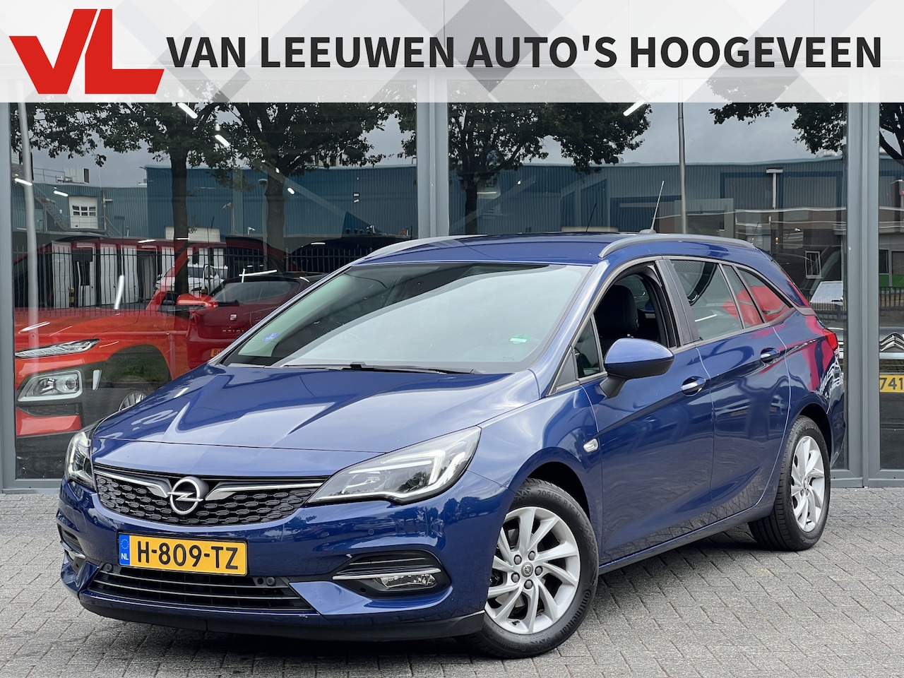 Opel Astra Sports Tourer - 1.2 Edition | Navi | Trekhaak | RIJKLAAR | - AutoWereld.nl