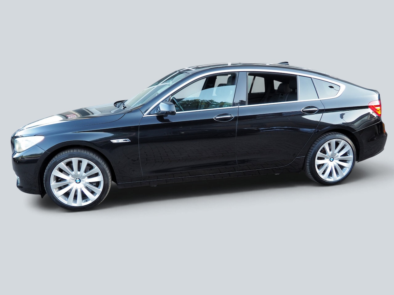 BMW 5-serie Gran Turismo - 550I High Executive LUXE! TREKH. SCHUIFD.