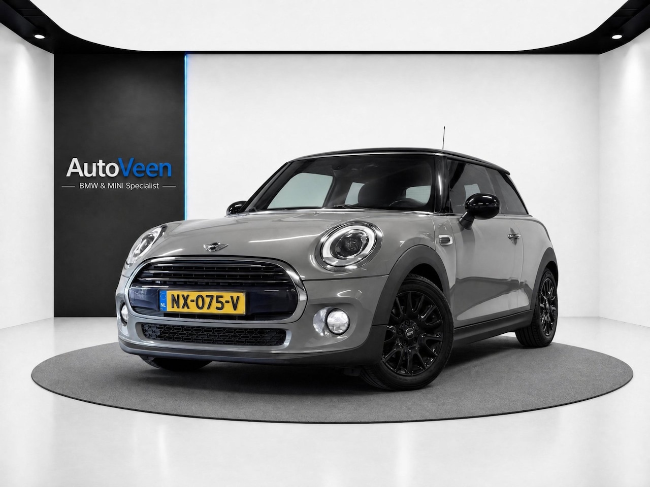 MINI 3-Deurs - 1.5 Cooper Chili Business (LED, NAVI, CRUISE, CLIMATE CONTROL) - AutoWereld.nl