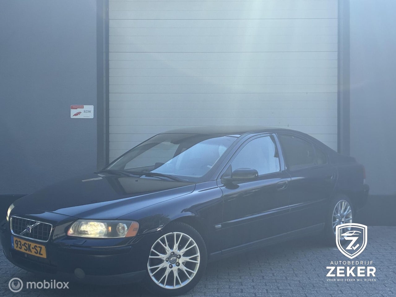 Volvo S60 - 2.4 D5 Edition II / automaat / stoelverwarming - AutoWereld.nl