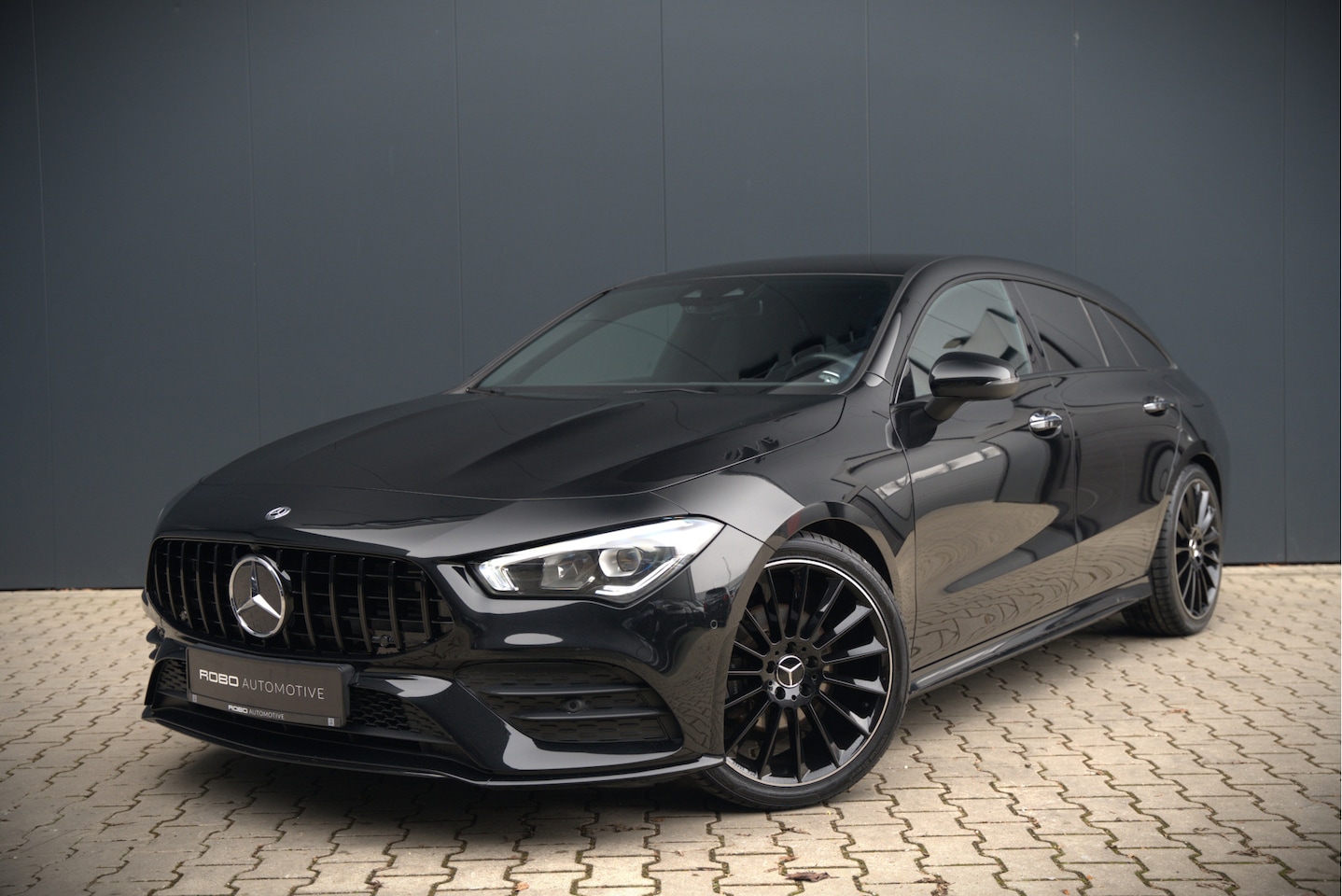 Mercedes-Benz CLA-klasse Shooting Brake - 180 Advantage AMG | Stoelverwarming | Parkeersensoren | Navigatie | Cruise Control | Keyle - AutoWereld.nl