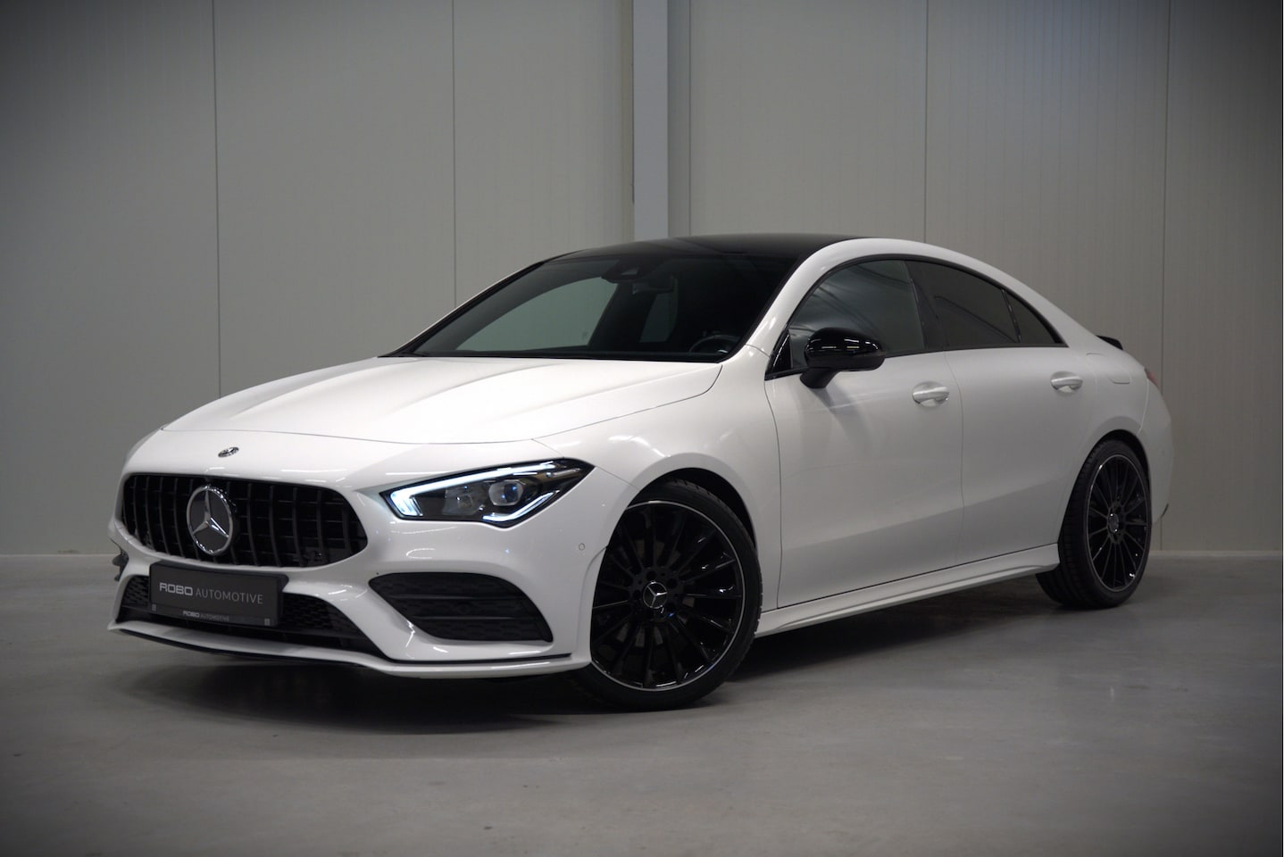 Mercedes-Benz CLA-Klasse - 180 Advantage AMG | Stoelverwarming | Parkeersensoren | Navigatie | Cruise Control | Keyle - AutoWereld.nl
