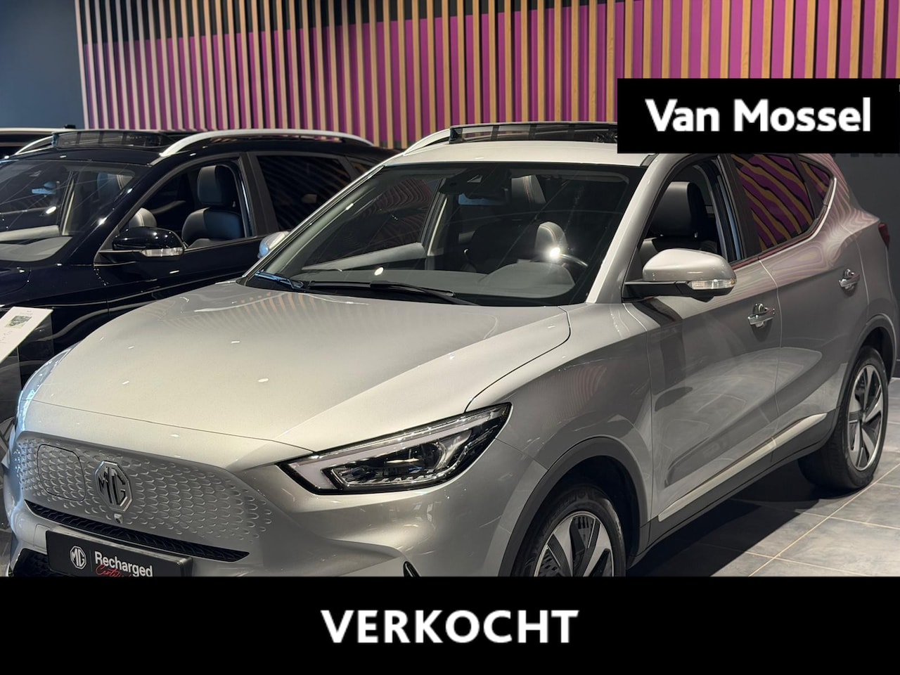 MG MG ZS EV - Long Range Luxury 70 kWh | Trekhaak | Panoramadak | Leder | Led Koplampen | CarPlay | 360 - AutoWereld.nl