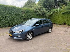 Opel Astra Sports Tourer - 1.4 Business+