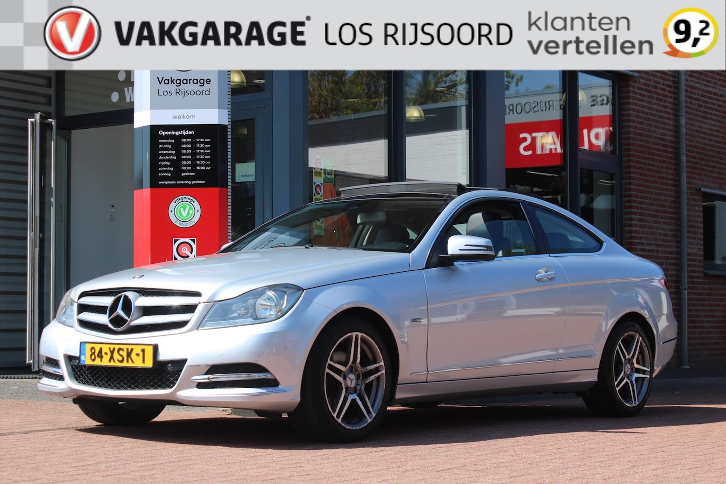 Mercedes-Benz C-klasse Coupé - C180 Aut. *180* | Trekhaak | Cruise & Climate Control | Schuifdak | Stoelverwarming | PDC - AutoWereld.nl