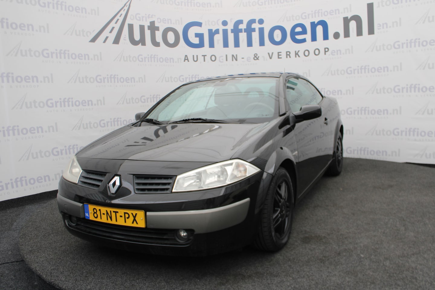 Renault Mégane coupé cabriolet - 2.0-16V Privilège Luxe nette auto met airco met nieuwe APK bij aflevering - AutoWereld.nl