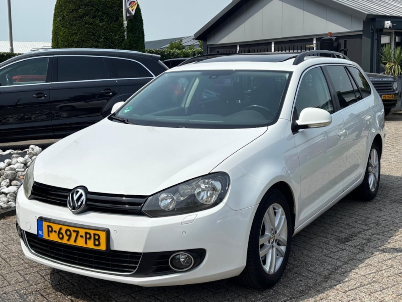 Volkswagen Golf Variant - 1.4 Benzine Highline Automaat Trekhaak 2010 Wit - AutoWereld.nl