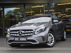 Mercedes-Benz GLA-Klasse - 180 Led Navi Camera Pdc