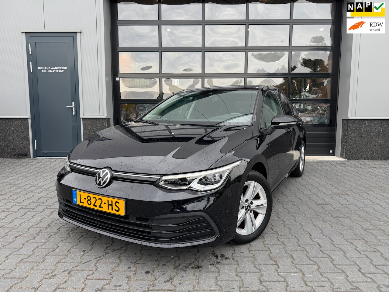 Volkswagen Golf - 1.0 eTSI Business VOL optie's automaat - AutoWereld.nl