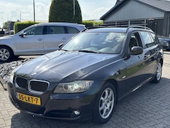 BMW 3-serie Touring - 316i Zwart 2010 Xenon