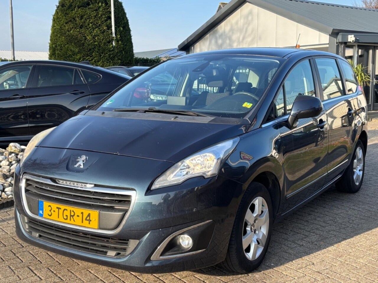 Peugeot 5008 - 1.6 Active 2014 Panodak Trekhaak Achteruitrijcamera - AutoWereld.nl