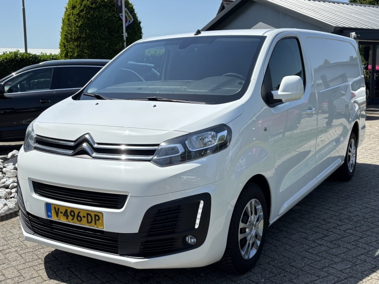 Citroën Jumpy - 2.0 Blue HDI Lang 2017 L2 WIt 1E Eigenaar - AutoWereld.nl
