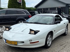 Pontiac Firebird - 3.4 SE V6 Wit 1994 Handgeschakeld Apk 2028