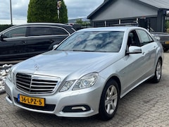 Mercedes-Benz E-klasse - E200 Benzine Sedan Avantgarde 2010 Xenon 122.000 KM
