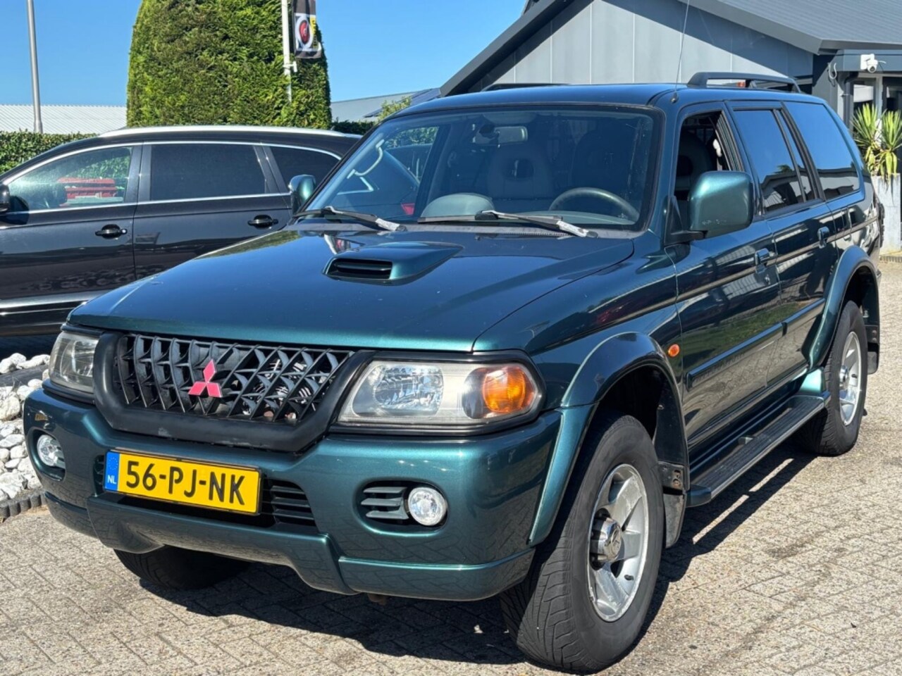 Mitsubishi Pajero Sport - 2.5 TD GLS 2004 5-Persoons 181.000 KM - AutoWereld.nl