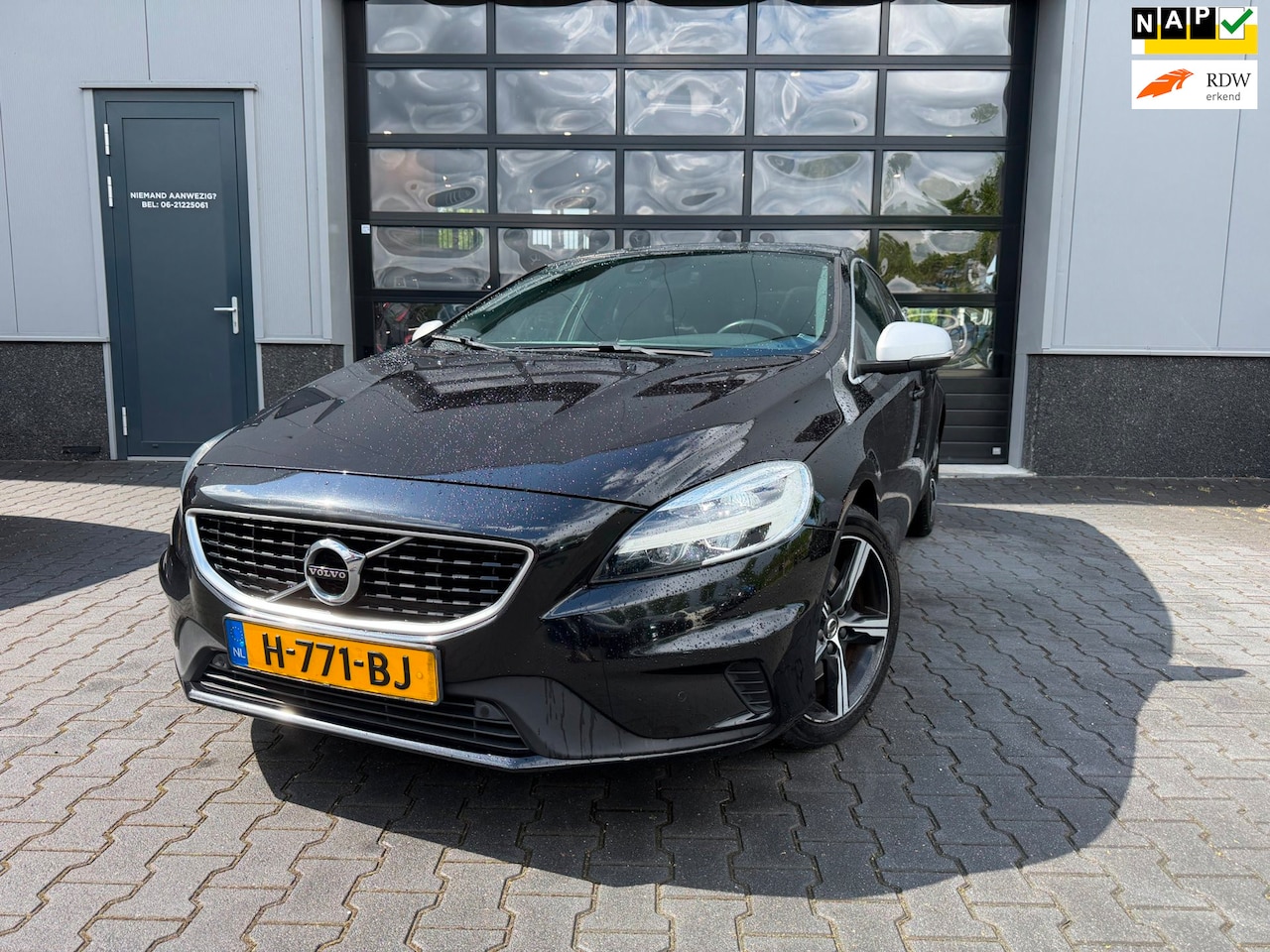 Volvo V40 - 1.5 T3 Polar+ Sport R-DESIGN automaat - AutoWereld.nl