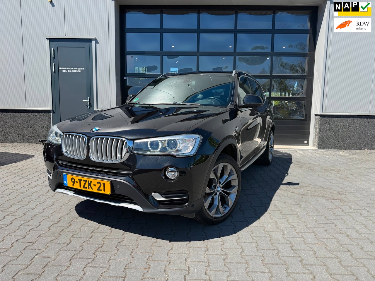 BMW X3 - SDrive20i High Executive trekhaak sportstoelen - AutoWereld.nl