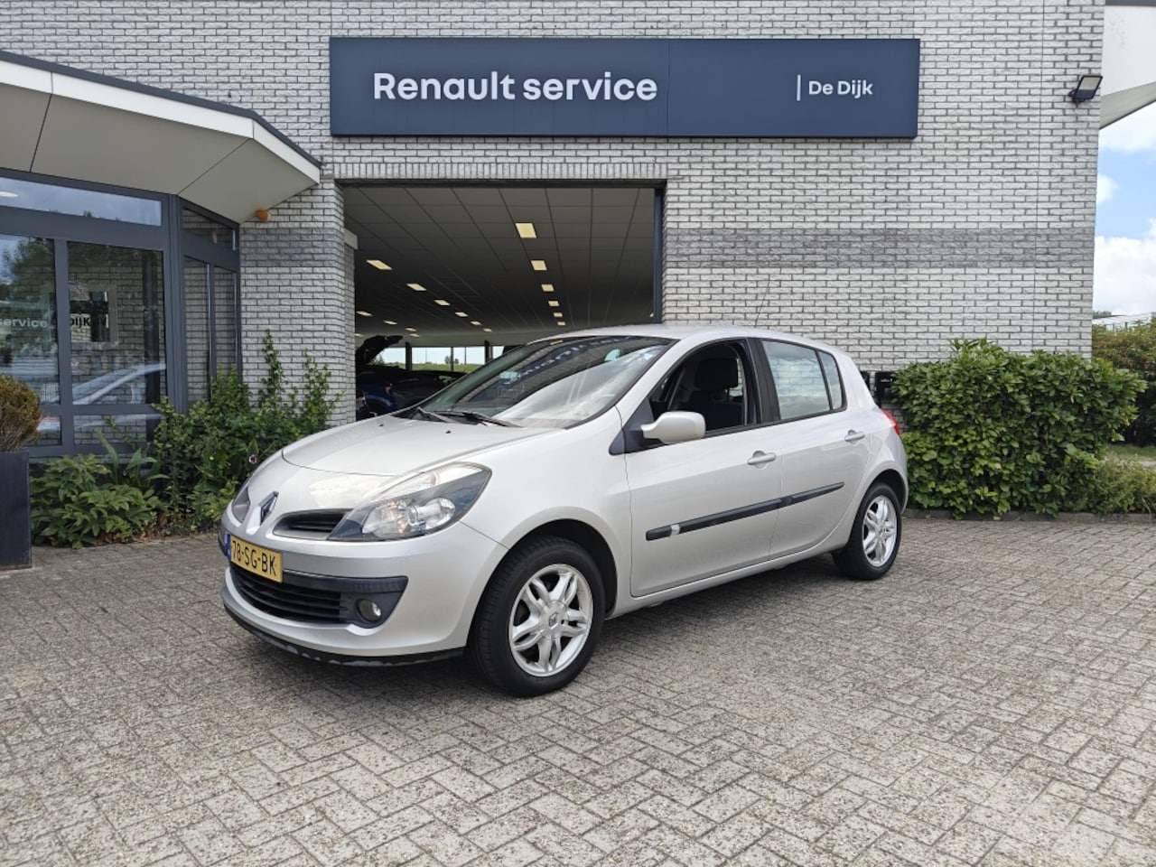 Renault Clio - 1.2-16V Team Spirit 1.2-16V Team Spirit - AutoWereld.nl