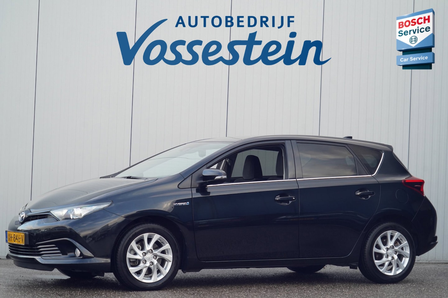 Toyota Auris - 1.8 Hybrid Business Plus / 90dkm NAP / Navi / Cruise / Fietsenhaak / Climate Control - AutoWereld.nl