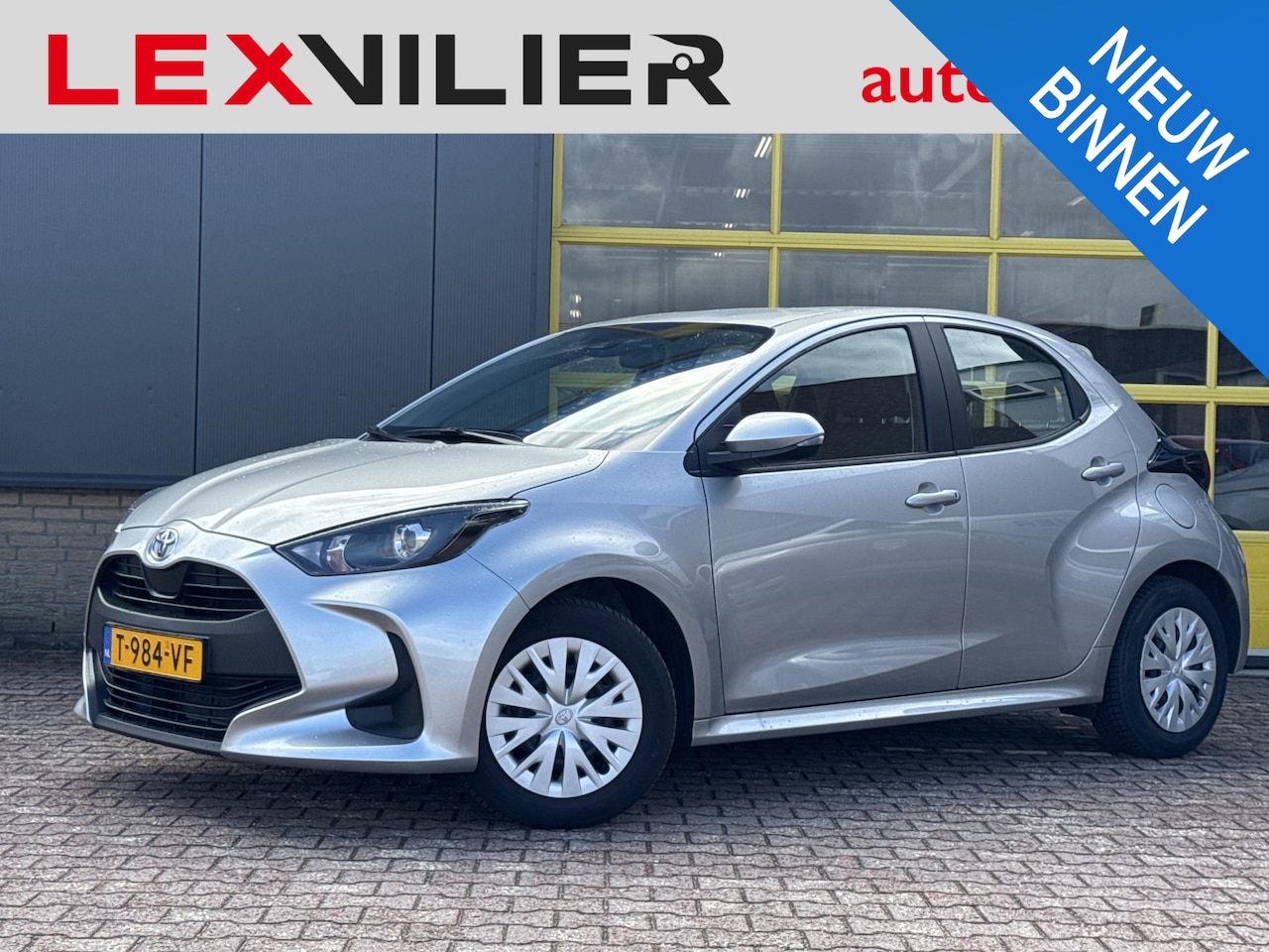 Toyota Yaris - 1.5 VVT-i Active Prijs incl 12 maanden BOVAG garantie - AutoWereld.nl