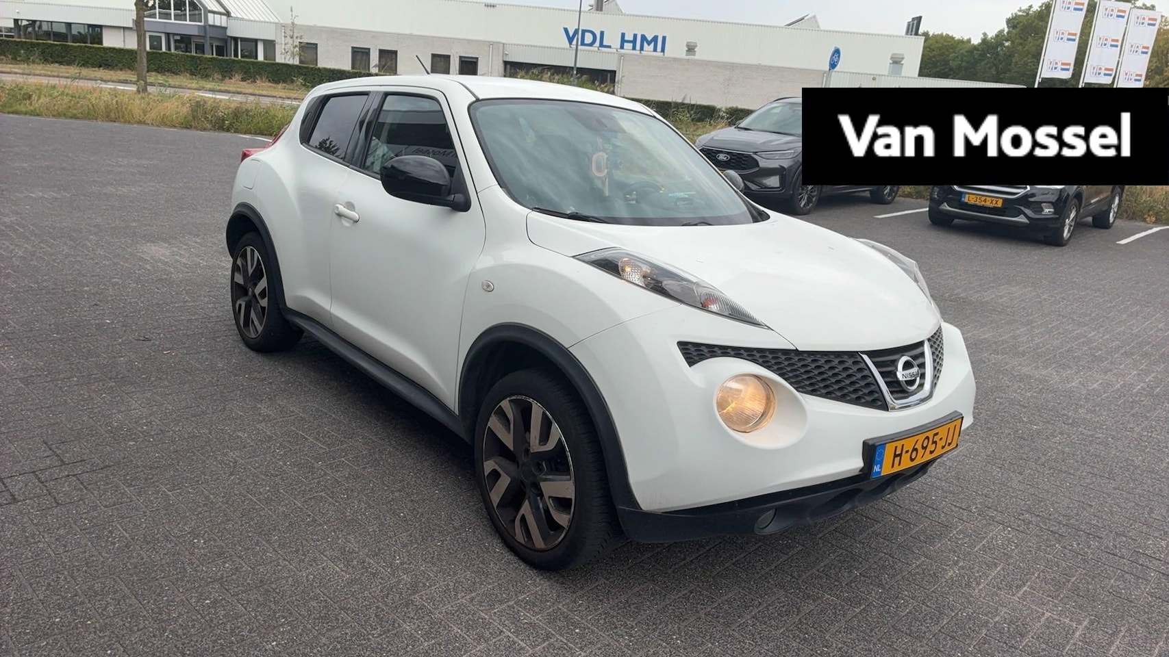 Nissan Juke - 1.6 Acenta | Cruise Control | Climate Control | Navigatie | Camera | - AutoWereld.nl