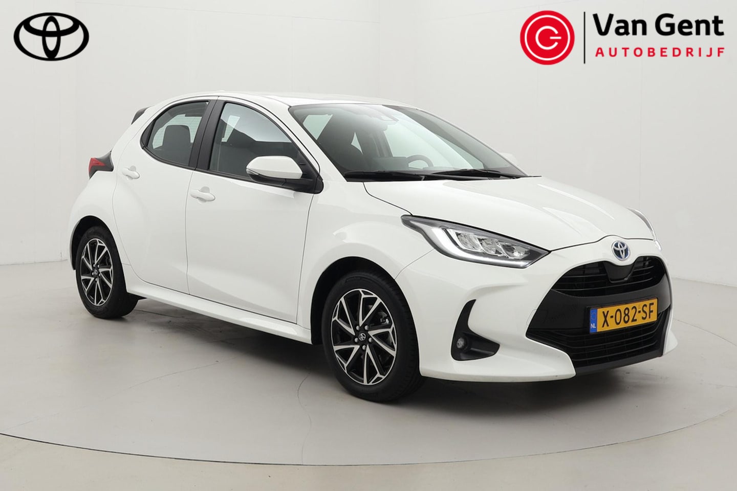 Toyota Yaris - 1.5 Hybrid Dynamic | Apple Carplay / Android Auto | Keyless | Adaptive Cruise | Clima | Ca - AutoWereld.nl